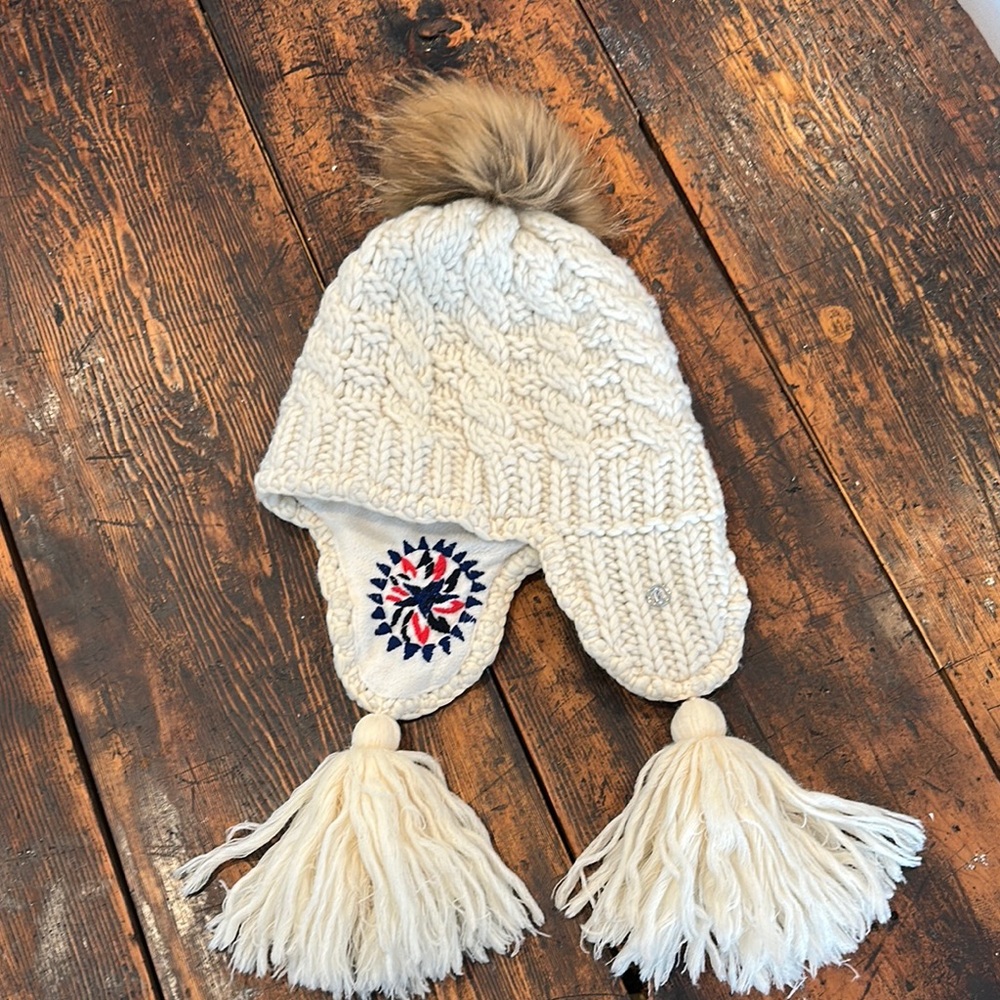 Cozy Bogner Creamy Winter White Knit Hat with Tassels Like New!